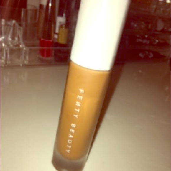 Fenty Other - Fenty Foundation Pro Filt'r Soft Matte #420